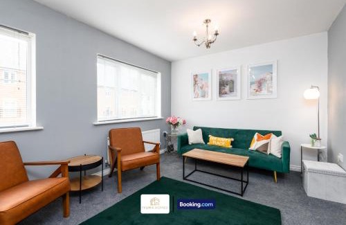 Ashford House | Three Bedroom House By The Yuma Homes Short Lets & Serviced Accommodation In Ashford With Free Wifi & Free Parking