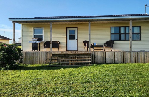 Park Corner Cottage | Three bedroom, single bath cottage on Cousins Shore