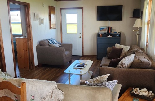 Park Corner Cottage | Three bedroom, single bath cottage on Cousins Shore