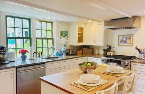 Yarmouth Port House | Three bedroom situated along Route 6A!