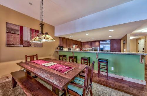 Kirkwood House | Three-Bedroom Townhouse