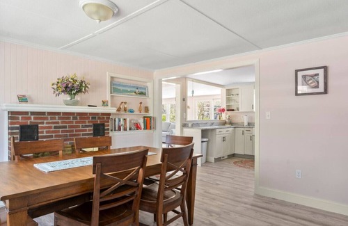 Plymouth House | Three Bouys at Priscilla Beach