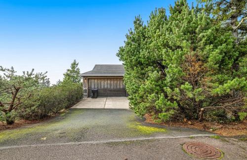 Oceanside House | Three Capes Bungalow