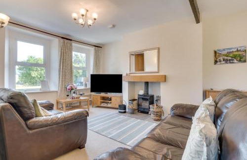 Hawes House | Three Halfway Houses