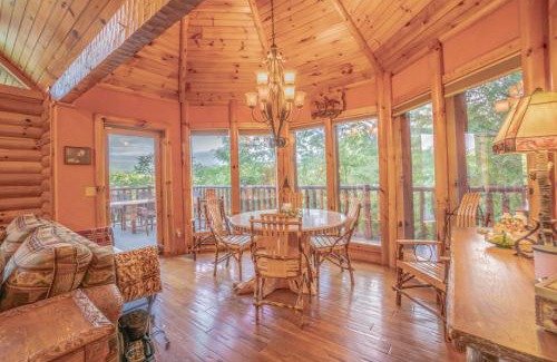Dandridge House | Three Homes- Smoke Rise Lodge and Barn Poppy's Plc