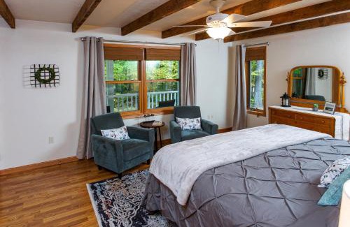 Sturgeon Bay House | Three Little Birds by Simple Life Rentals