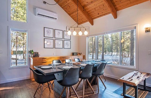 Three Rivers House | Three Rivers Basecamp - Meredith Lodging