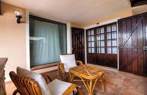 Golfo di Marinella Apartment | Three-room apartment for 5, on the beach