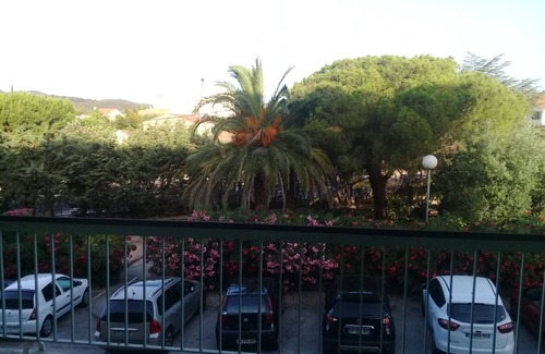 L'Evescat Condo | THREE ROOMS LUXURY 5 MINUTES BEACH SAND