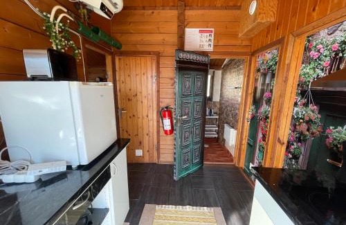 Undenas Villa | Three Rooms stuga i stugby near National Park