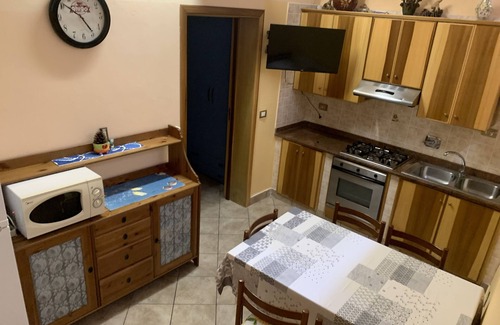 Gioiosa Marea Apartment | Three Steps from the Sea with Free Parking