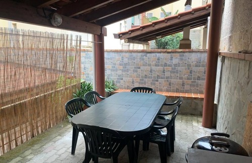 Gioiosa Marea Apartment | Three Steps from the Sea with Free Parking
