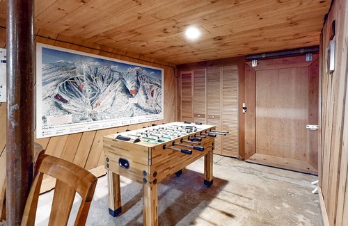 Warren House | Three-story family-friendly home w/ ping-pong & foosball tables, WiFi, and view