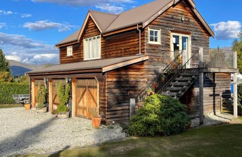 Dalefield Apartment | Three Thirty B & B