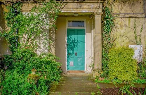 Tibberton Apartment | Tibberton Court Apartment - Uk48582