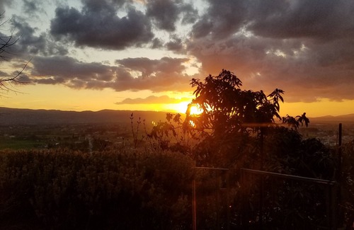 Spello Apartment | Tiberius - Hilltop Medieval Escape with Panoramic View