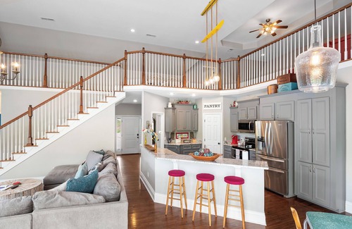 Houston House | Ticket to Paradise- Two story dock! Fire pit for night fun!