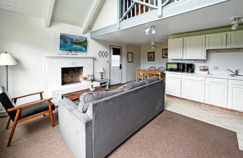 Ocean Shores Ski Chalet | Tidal House #2