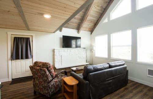 Ocean Shores Ski Chalet | Tidal House #9