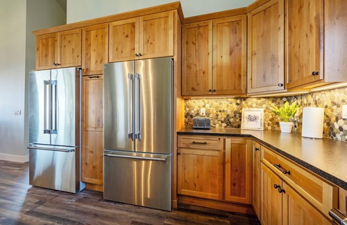 Seal Rock House | Tidal Treasure, Sleeps 12, Game Room, Oceanfront, Hot Tub, BBQ, Beach Access