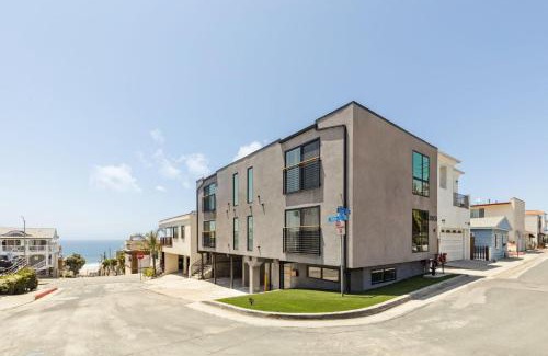 El Porto Apartment | Tide House - Unit E - Modern Seaside Studio w Parking