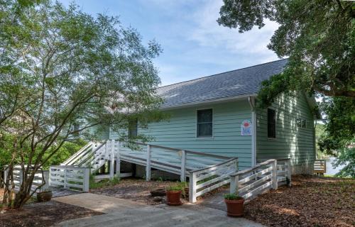 Colington Harbour House | Tide Me Over - K1528