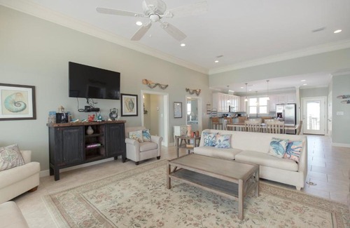 Dauphin Island House | Tide Therapy
