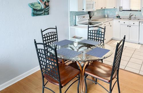 Jacksonville Beach Apartment | Tides and Tranquility