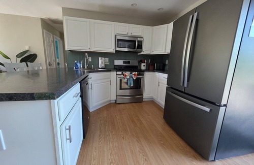 Villas House | Tides Away: Heated Pool ~Hot Tub~Bring Fido