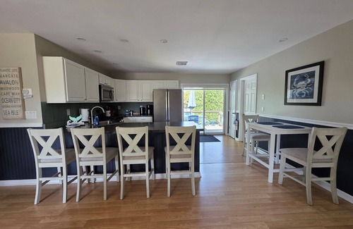 Villas House | Tides Away: Heated Pool ~Hot Tub~Bring Fido
