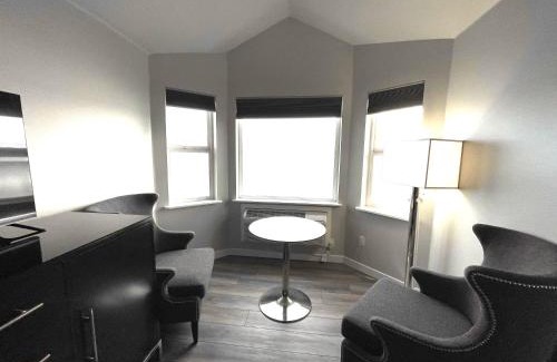 Port Townsend Hotel | Tides Inn & Suites