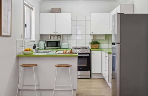 Coolum Beach House | Tides & Tails Abode - Coolum Beach Pet Friendly Home