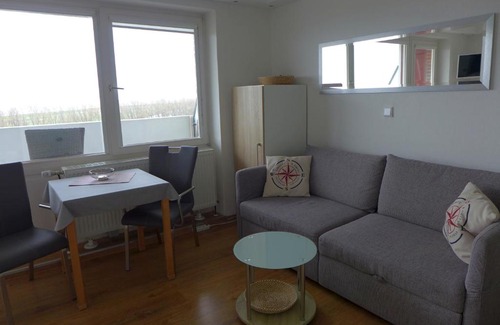 Horumersiel Apartment | Tief 10 Deck 7