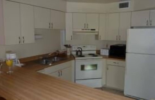 Tierra Verde Condo | TIERRA VERDE Luxury Condo Water FRONT - low summer rates - NORTH BEACH next door