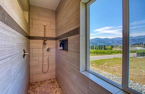 Manson House | Tiffany Lake House