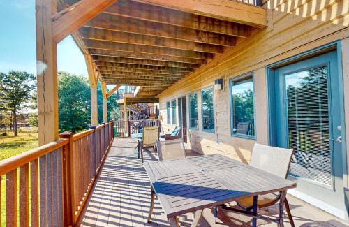 Dellwood Apartment | Tigers Den - Lower