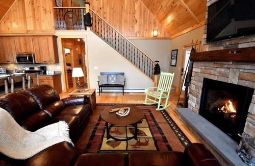 Bethel House | Timber Creek Ski Chalet - Hot Tub/Mountain Views