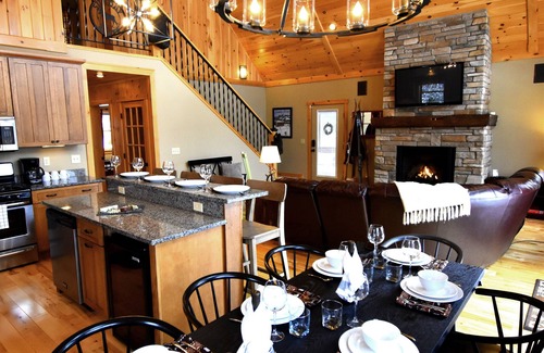 Bethel House | Timber Creek Ski Chalet - Hot Tub/Mountain Views