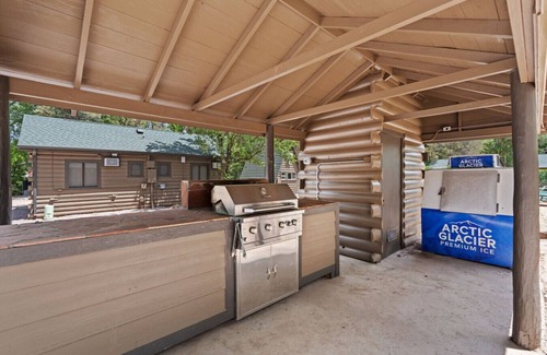 Colorado Springs Cabin | Timber Lodge Cabin #19