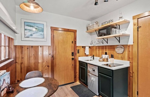 Colorado Springs Cabin | Timber Lodge Cabin #7