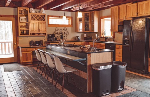 Carlsville House | Timber Lodge on Large Wooded Lot mid Door County