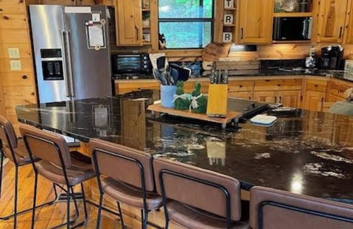 Broken Bow Cabin | Timber Ridge Retreat-4 Bed/Hot Tub/Views
