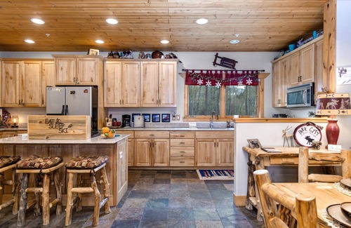 Park City Cabin | Timber Wolf Lodge 3 Bedrooms TWL-5B by KBM