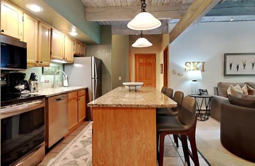 Snowmass Village House | Timberline Condominiums 1 Bedroom Deluxe Unit A2G