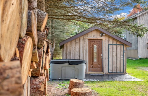 Ellicottville Ski Chalet | Timberline Lodge - Ski Wing - Charming chalet in downtown Ellicottville