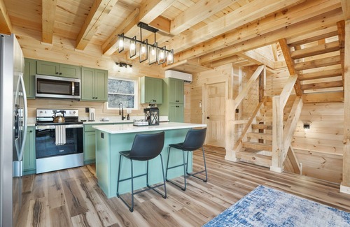 Creola Cabin | Timberline Retreat | Hocking Hills