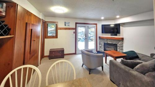 Sun Peaks House | Timberline Village #12 home