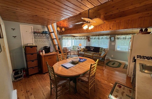 Meredith Cottage | Timbers Cottage. Lake Winnipesaukee shared waterfront.