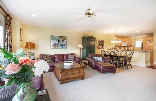 Foscoe Resort | Timbers G-1- Mountain Condo, Gated Resort, Indoor/Outdoor Pools and Hot Tub, Fitness Area, Fishin.
