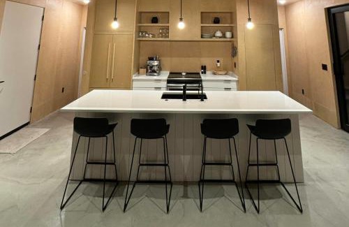 Burley House | Timbers & Tides